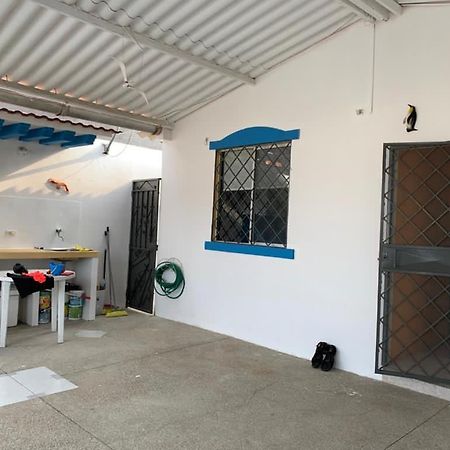 Beach House In Punta Carnero Salinas / Casa Екстериор снимка