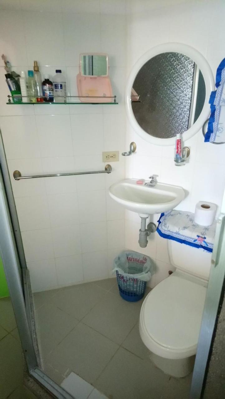 Beach House In Punta Carnero Salinas / Casa Екстериор снимка