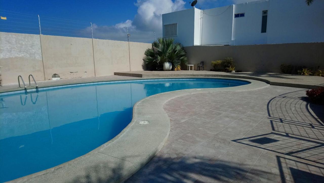 Beach House In Punta Carnero Salinas / Casa Екстериор снимка